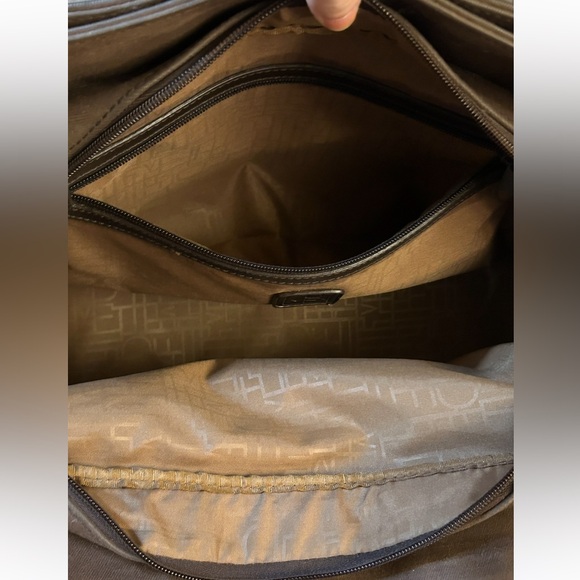 DIANE VON FURSTENBERG Two-Way Weekender Duffle Travel Bag Brown Suede Tri-Tone - Picture 10 of 16